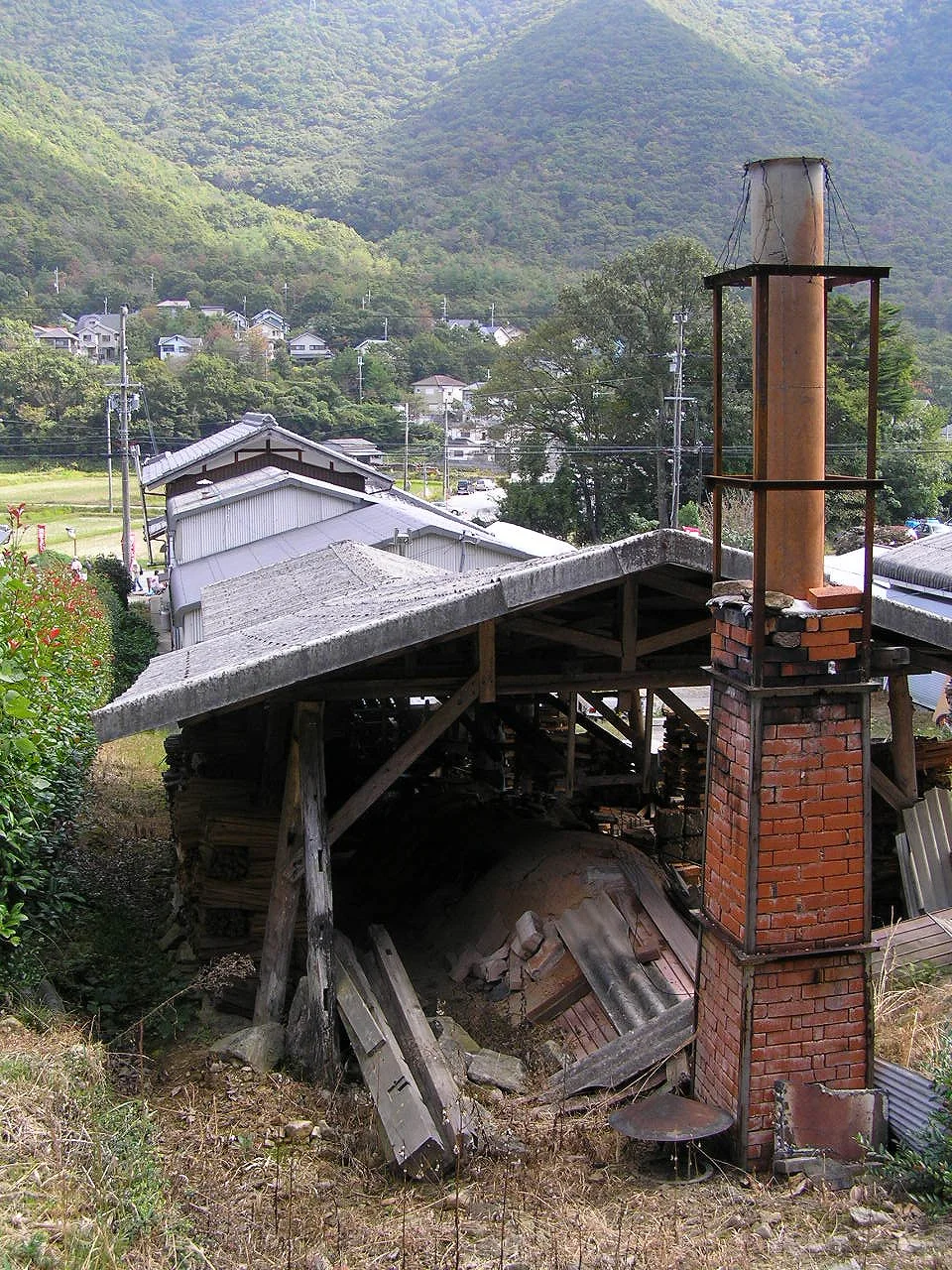上立杭に残る丹波焼の登り窯